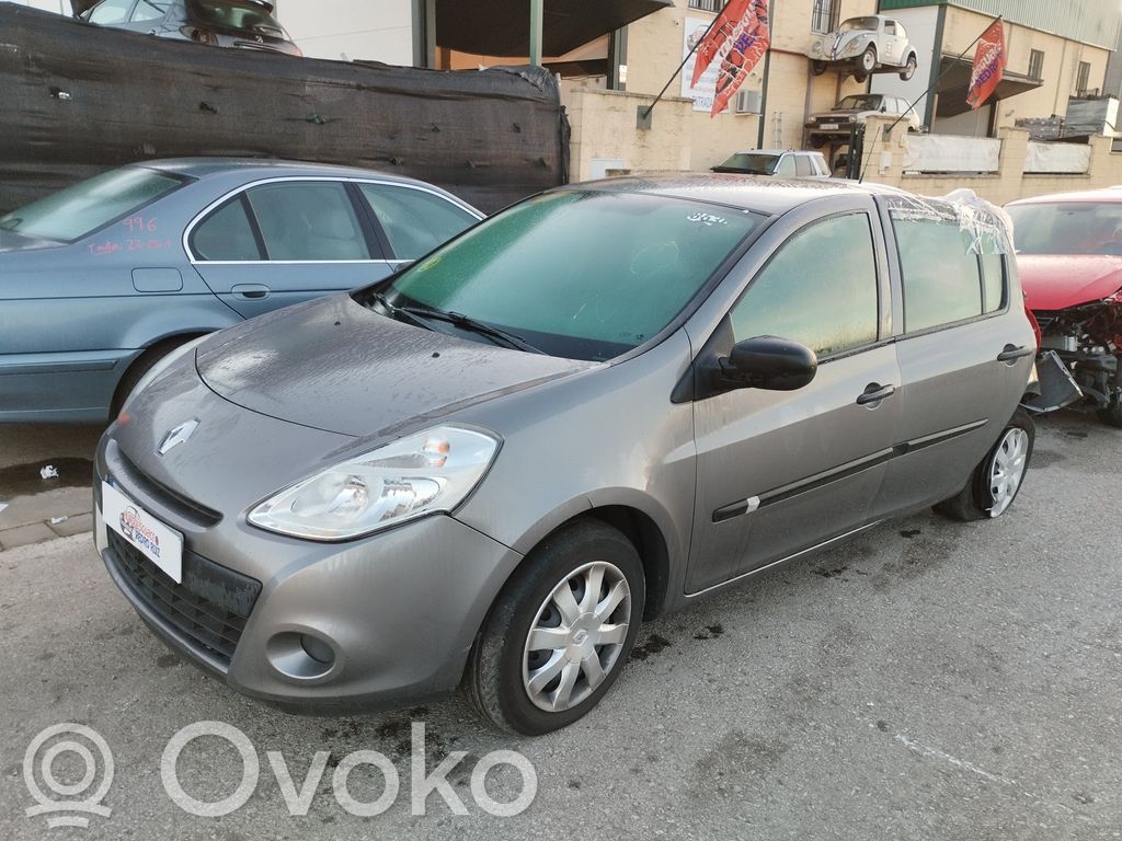 Clio III Clio  SINREFVISIBLE