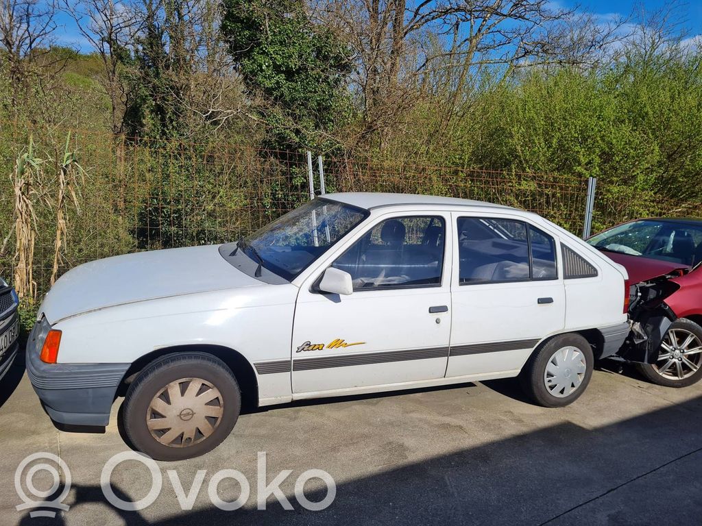 Kadett E Kadett  90340026