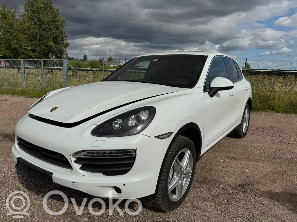 Cayenne (92A) Cayenne  7P5906262