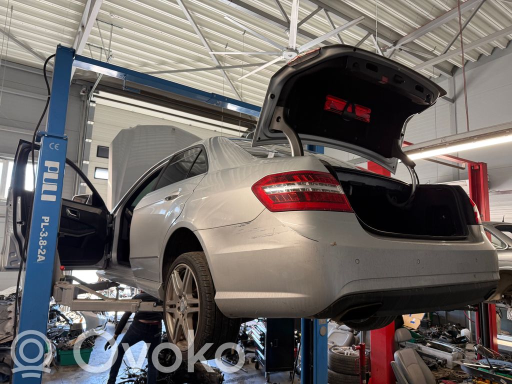 E W212 E-class, AMG (W124, W210, W211, W212, W213, C207, W238)  A0009820412