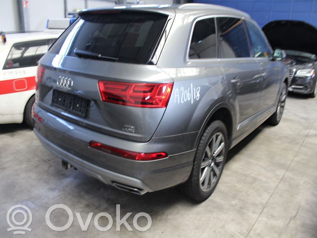 Q7 4M Q7  059121008G