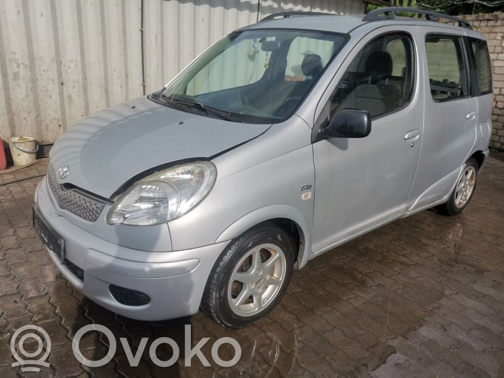 Yaris Verso Yaris Verso