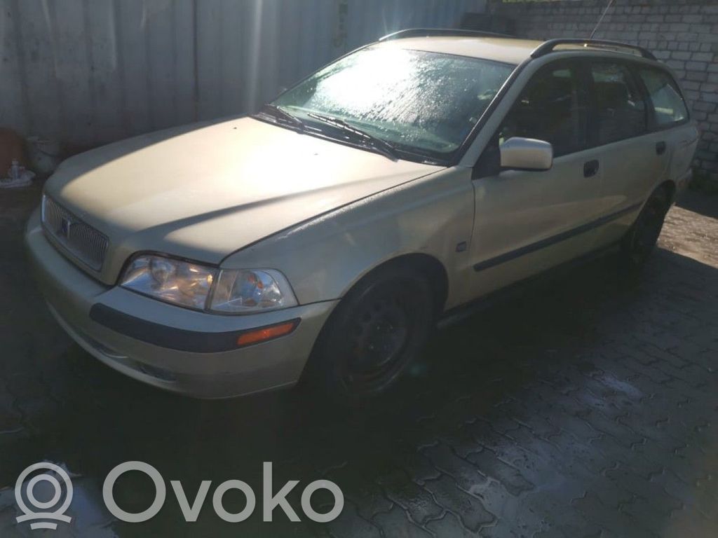 S40, V40 S40, V40