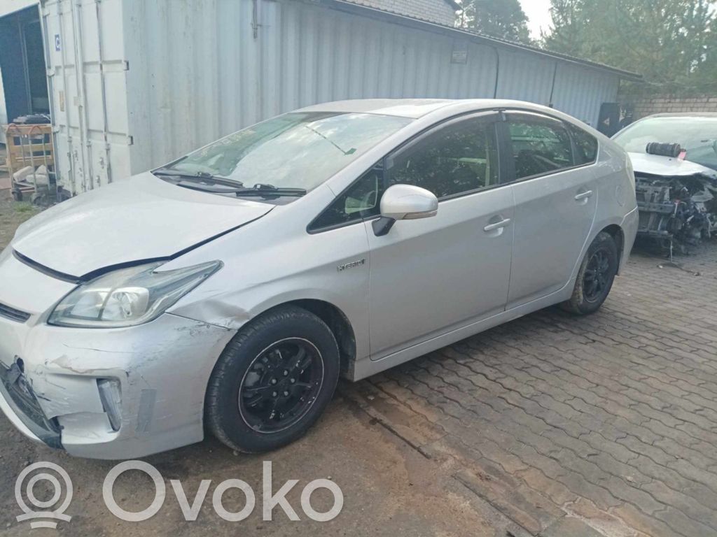 Prius (XW30) Prius