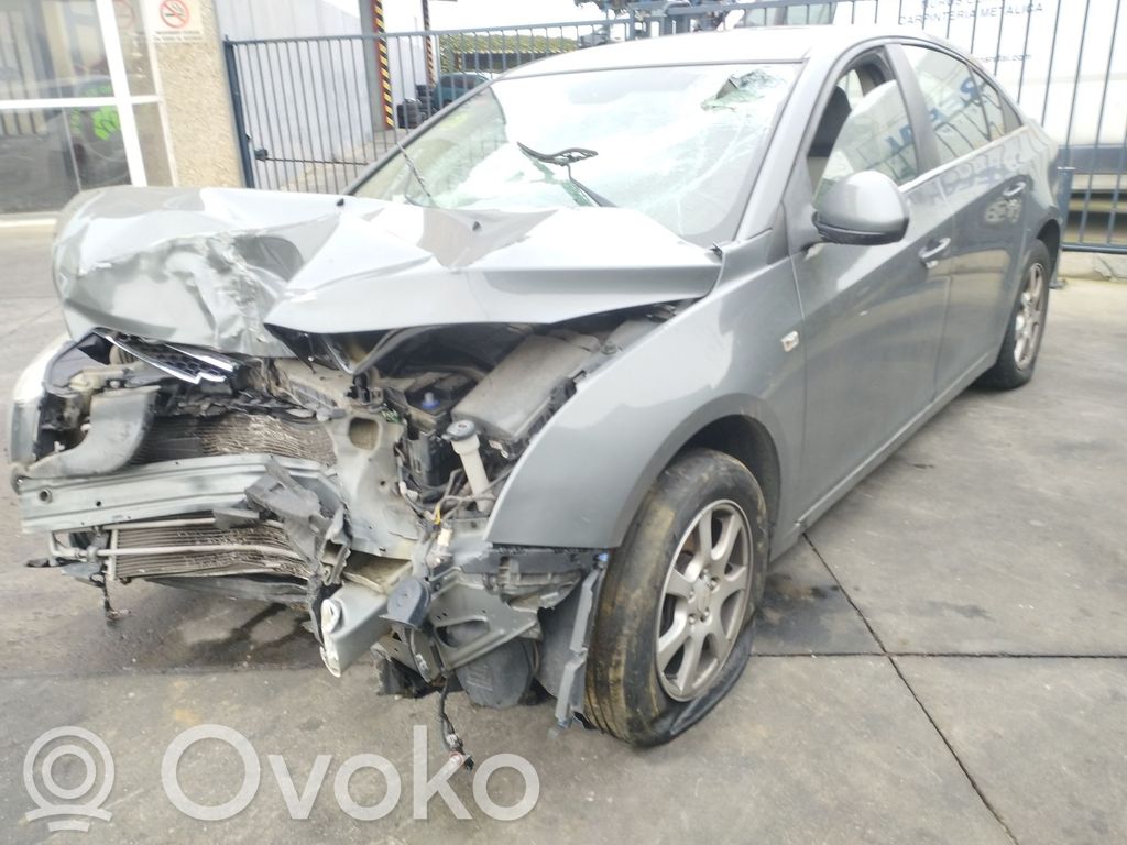 Cruze Cruze  96440505