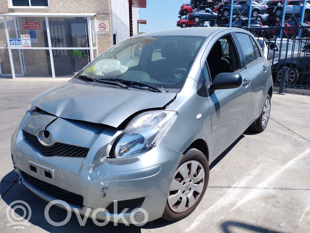 Yaris Yaris  896600DE60