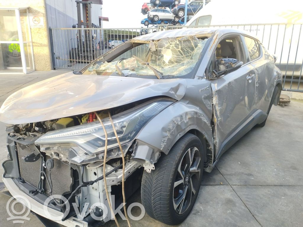 C-HR I C-HR  71013F4010