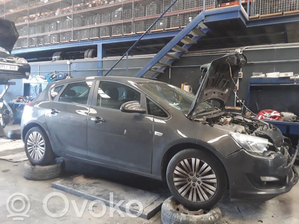 Astra J Astra  M3N284074