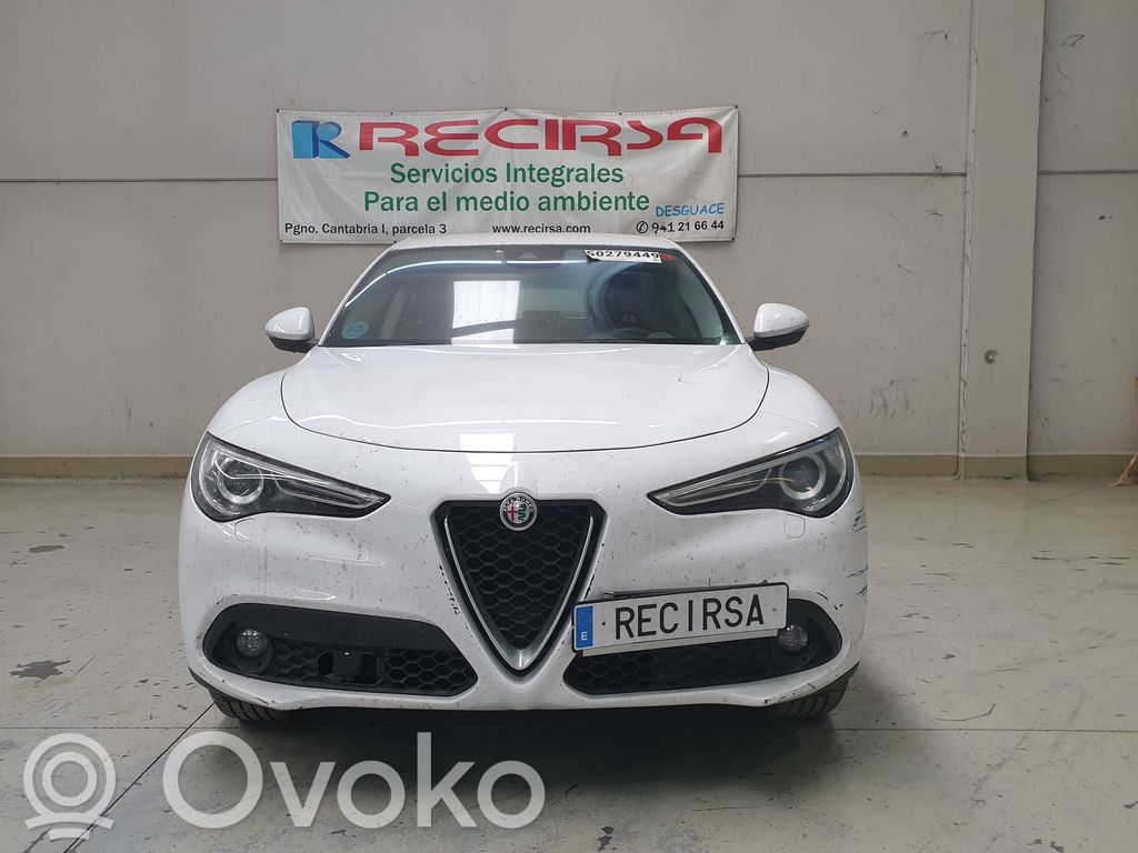 Stelvio Stelvio  55281075