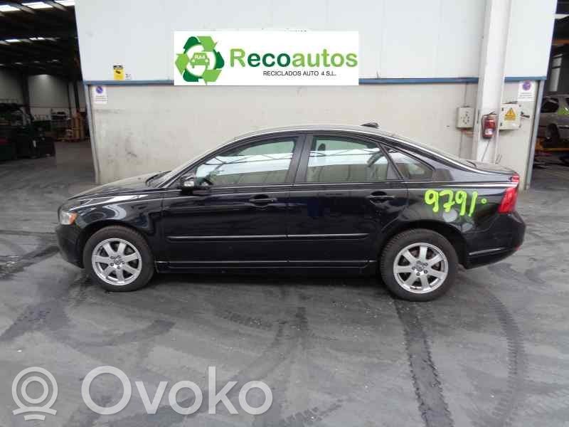 S40 S40, V40  3M515K743FB