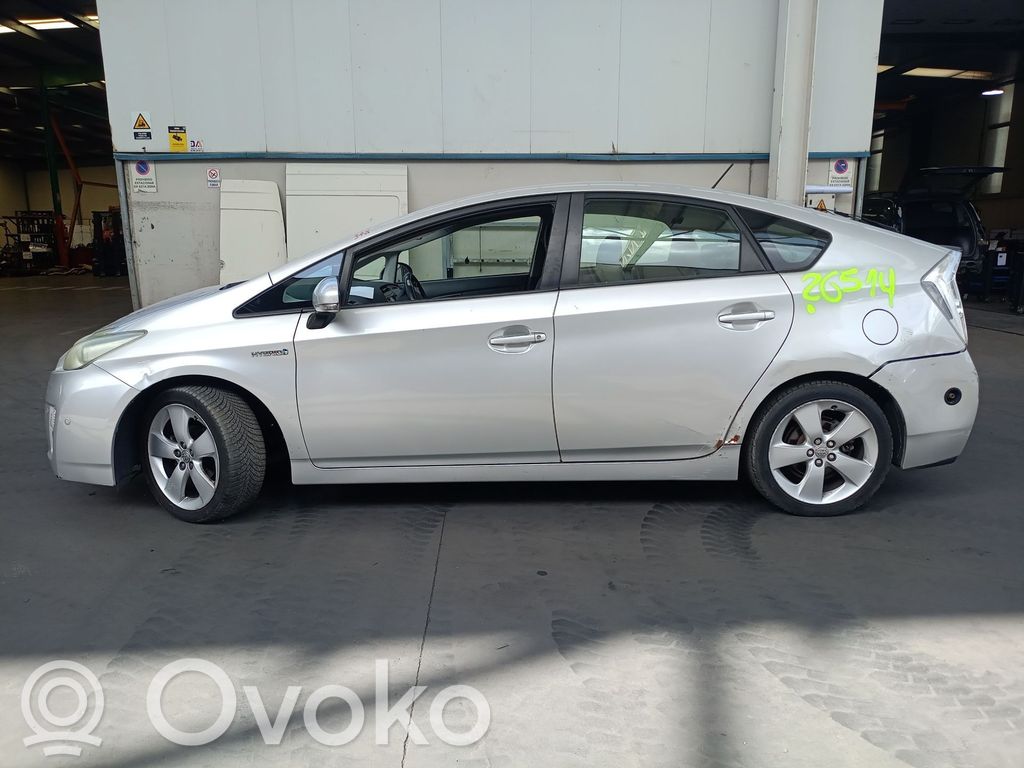 Prius (XW30) Prius  DE8150322