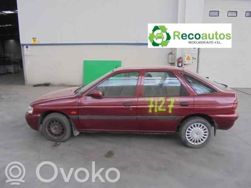 Escort Escort  928F12029CA