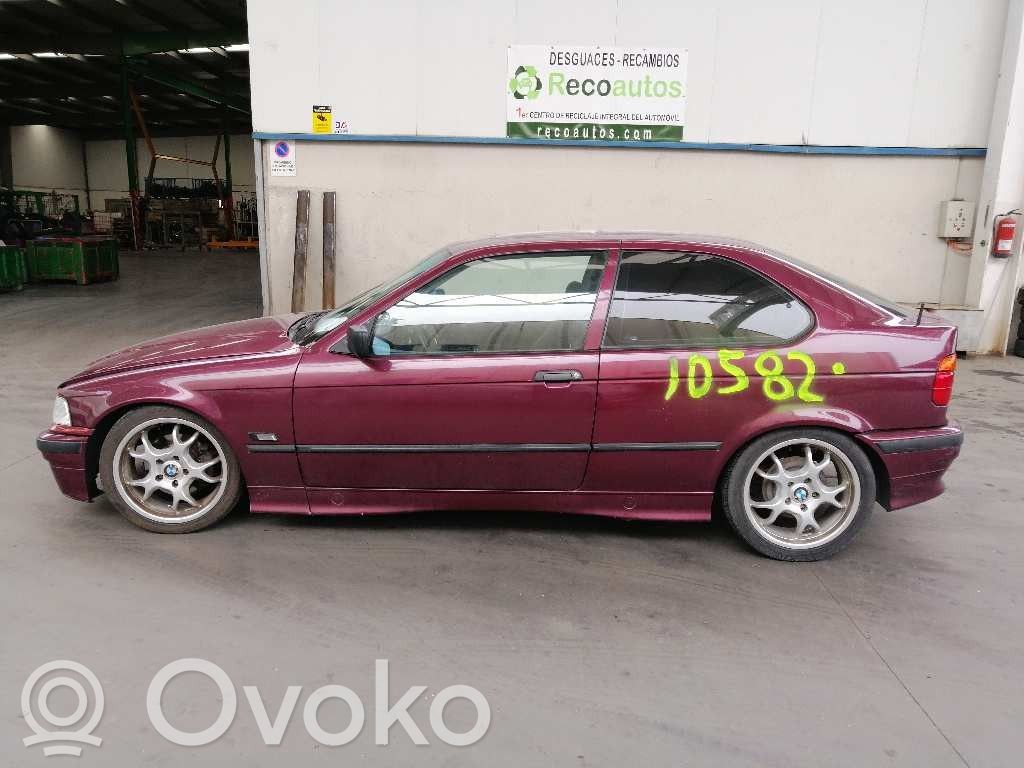 3 E36 Series 3  8208444