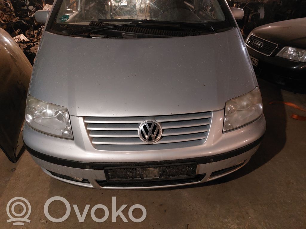 Sharan Sharan  7M3955119