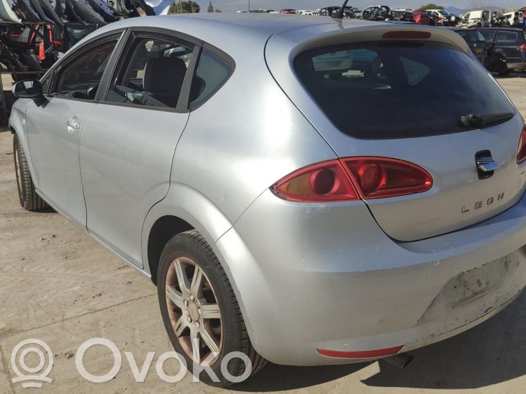 Leon (1P) Leon  8680EBA