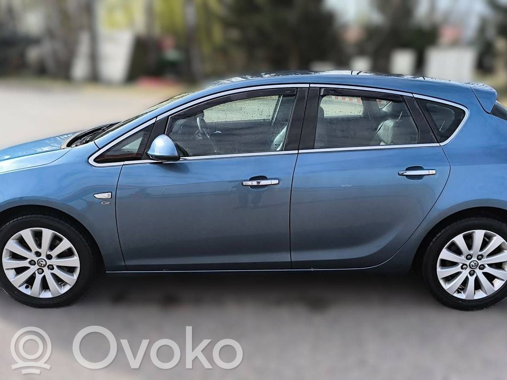 Astra J Astra  13248544