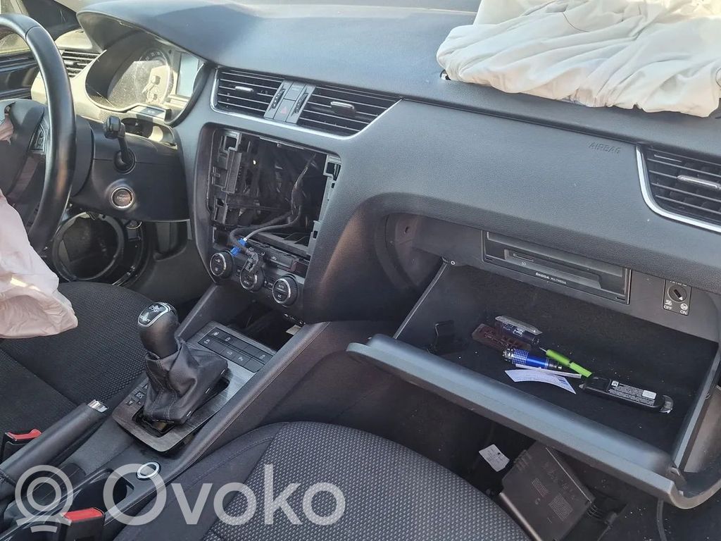 Octavia Mk3 (5E) Octavia  5E1863243B