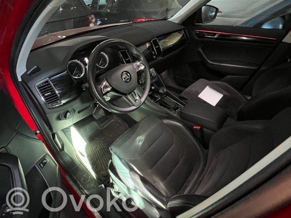 Kodiaq Kodiaq  5Q0199855C