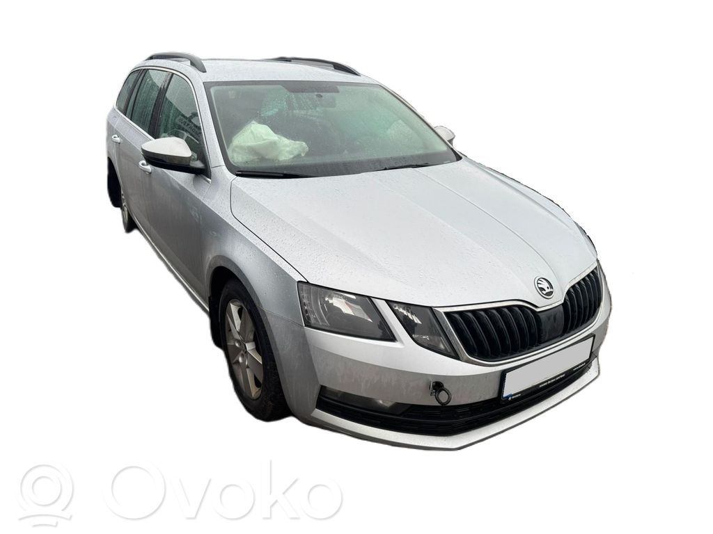 Octavia Mk3 (5E) Octavia  04E906262CS