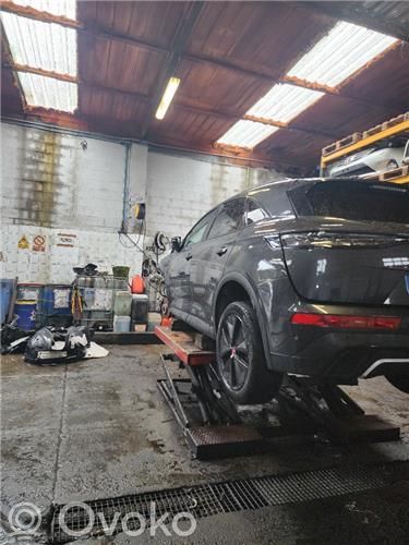 7 Crossback 7 Crossback