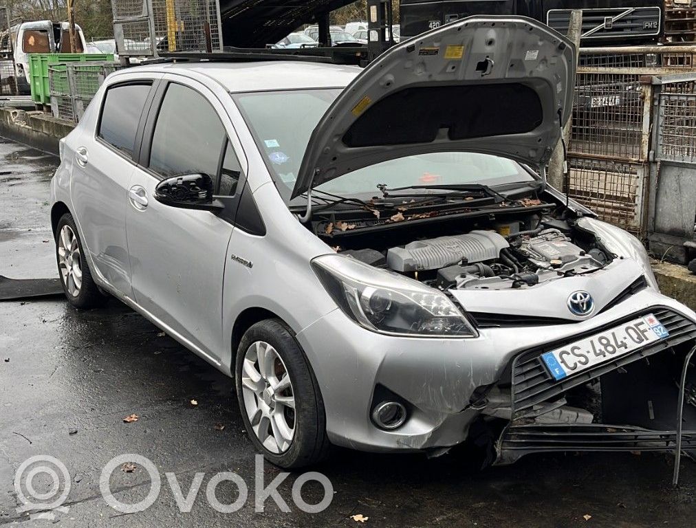 Yaris Yaris  896610DC00