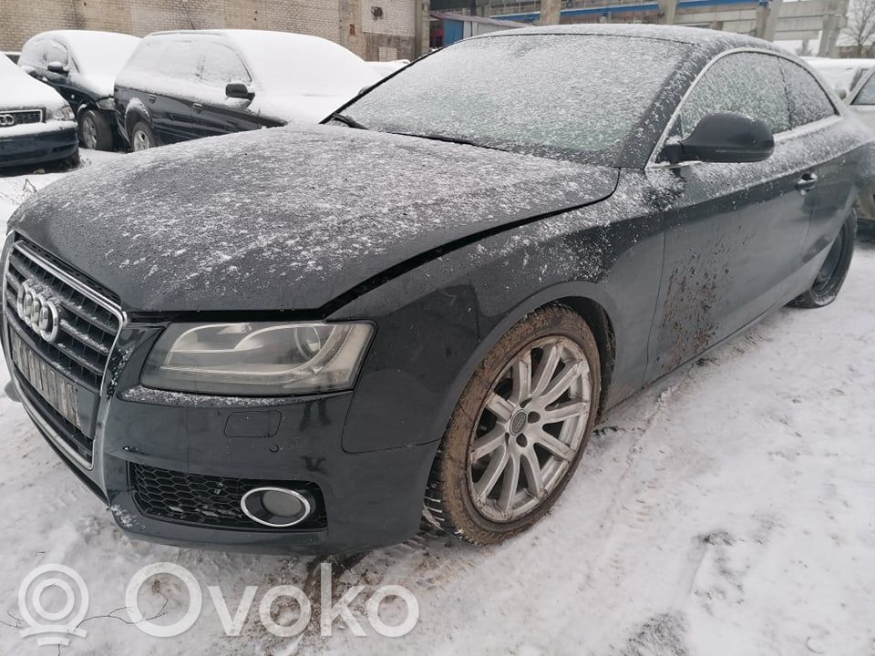 A5 8T 8F A5, S5  8K1907401E