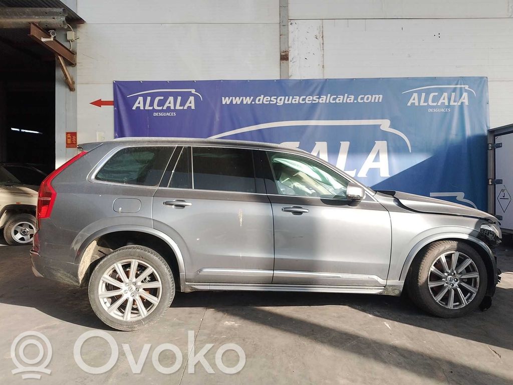 XC90 XC90  P31492144