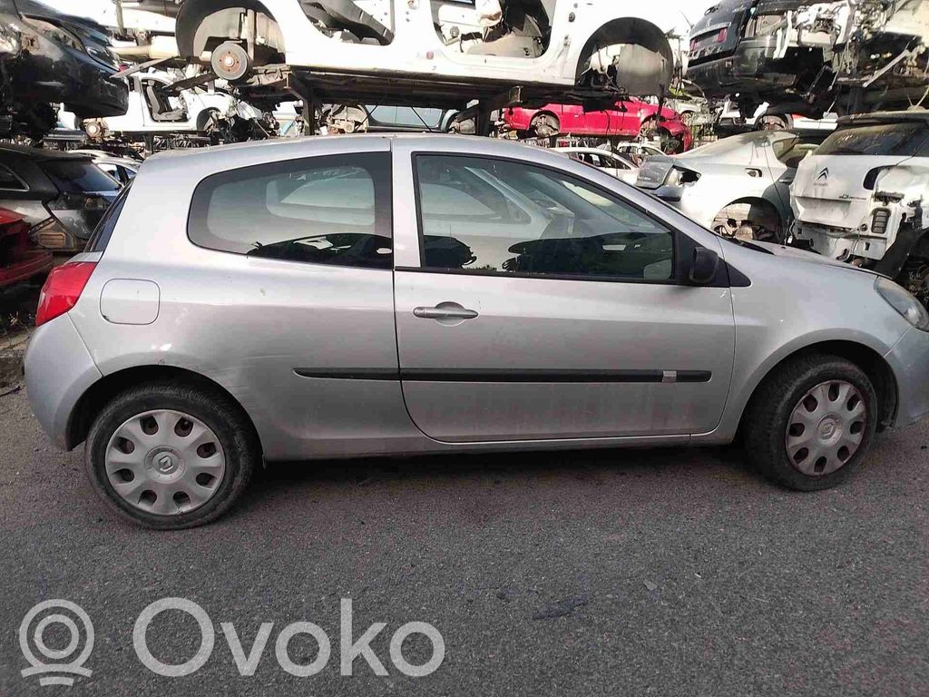 Clio III Clio  0265800411