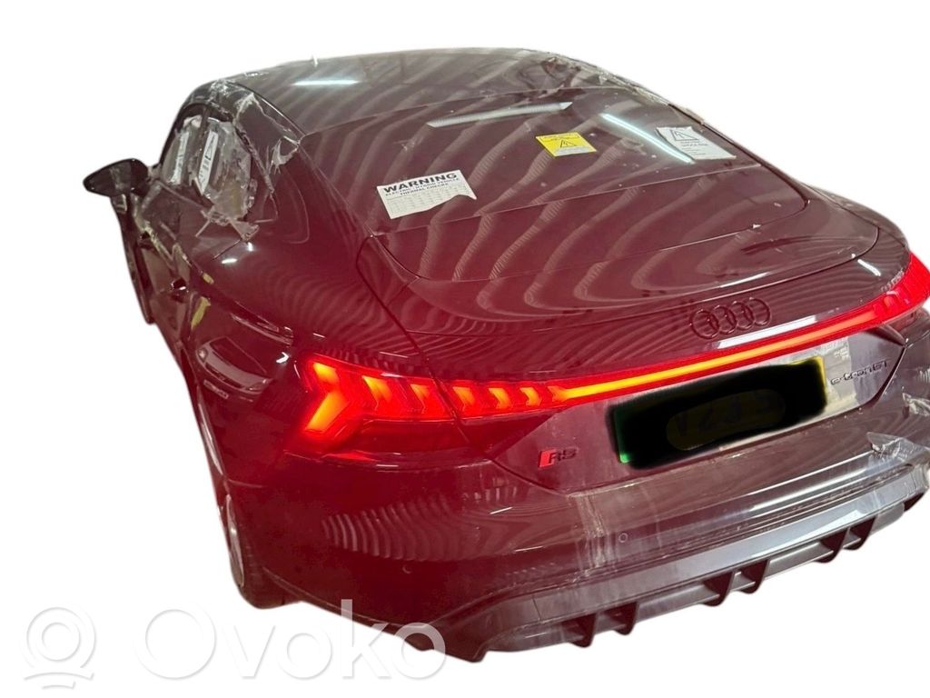 E-tron GT E-tron GT  9J1863874