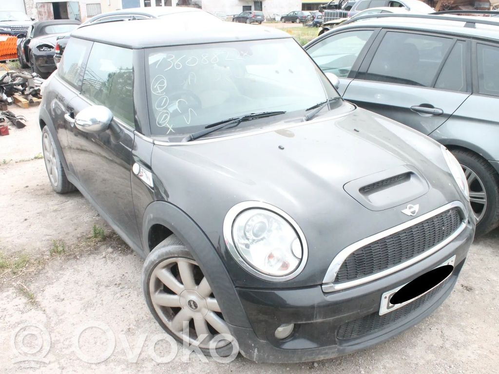 One - Cooper Coupe R56 One/Cooper Coupe R56
