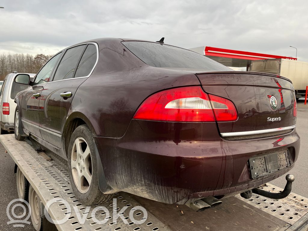 Superb B6 (3T) Superb  3T0953235C