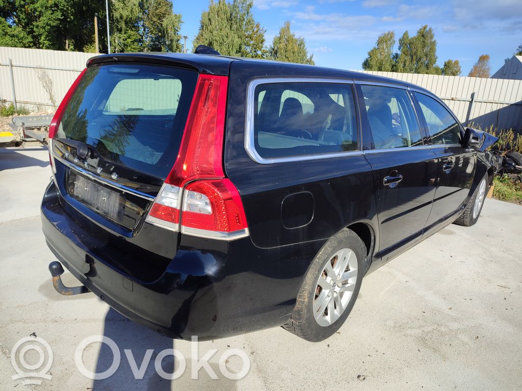 V70 S70, V70, V70 XC  39834045
