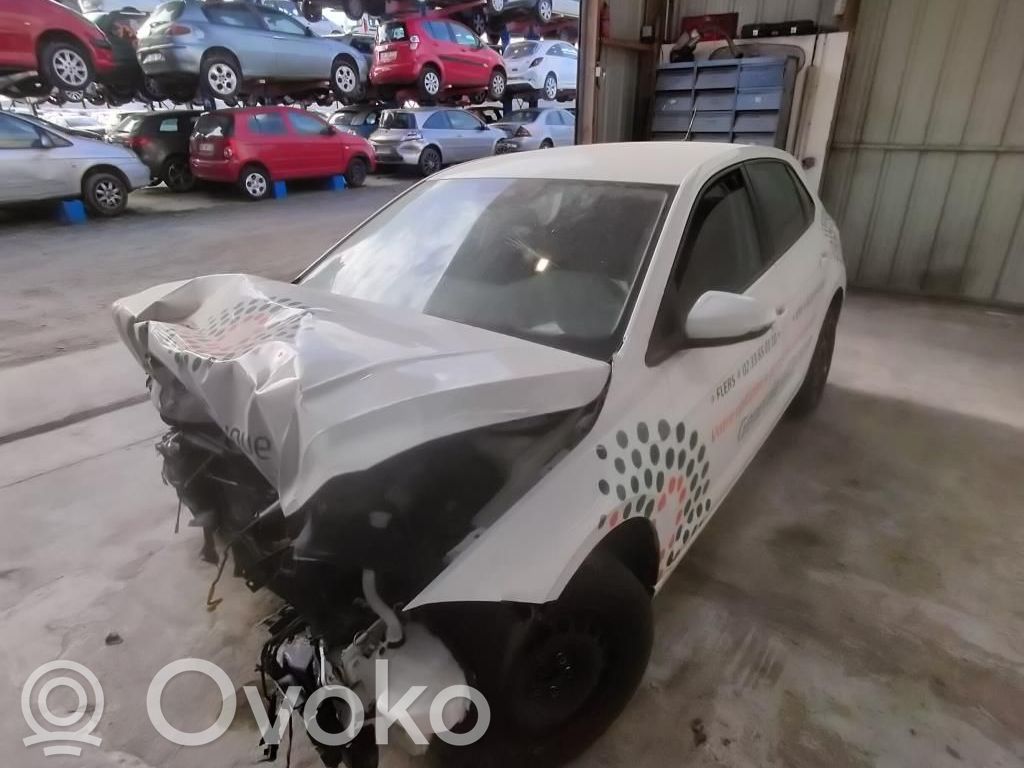 Polo VI Polo  2G0945094D