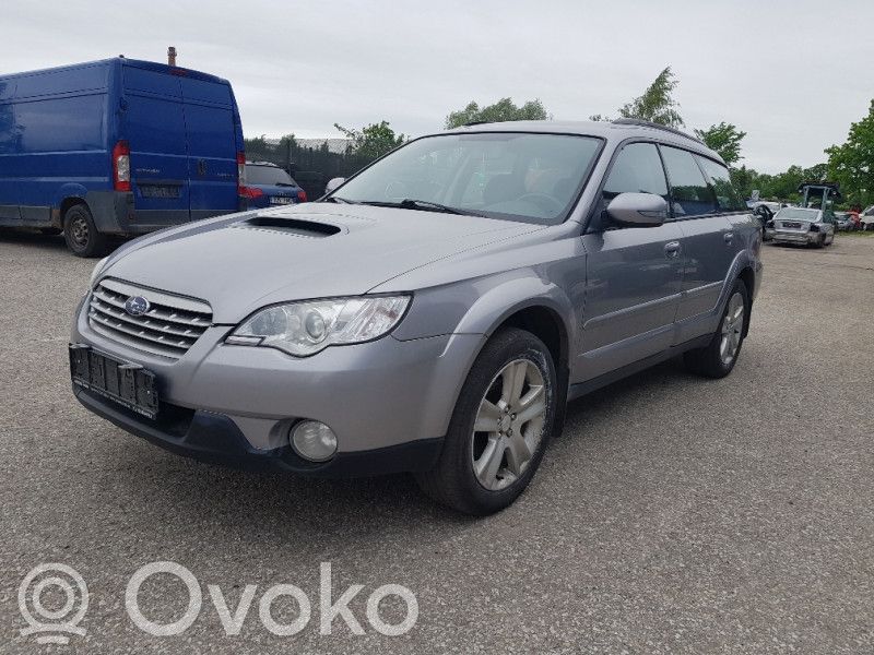 Outback Outback  M002T89071