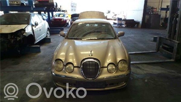 S-Type S-Type  AJV8