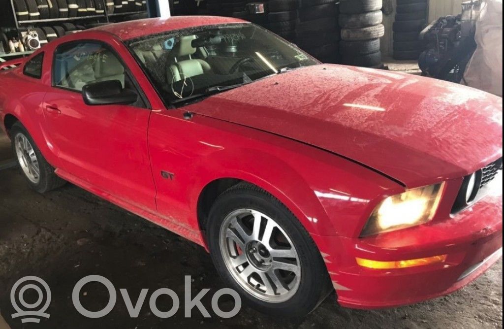 Mustang V Mustang  6F2Z1621812AA