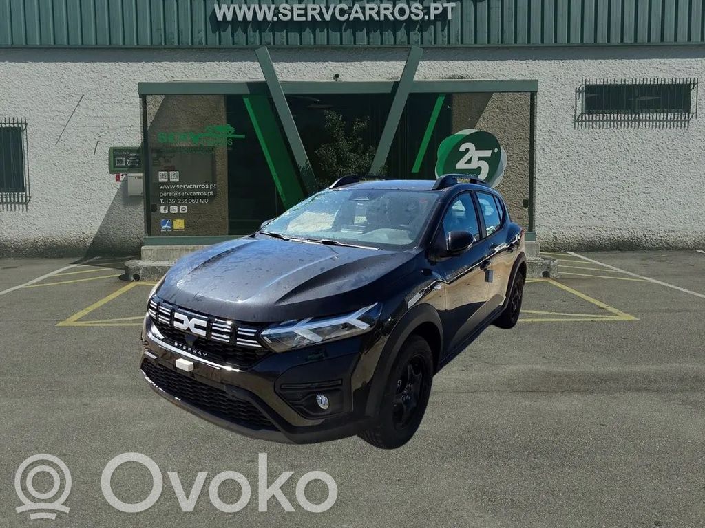 Sandero Sandero, Sandero Stepway