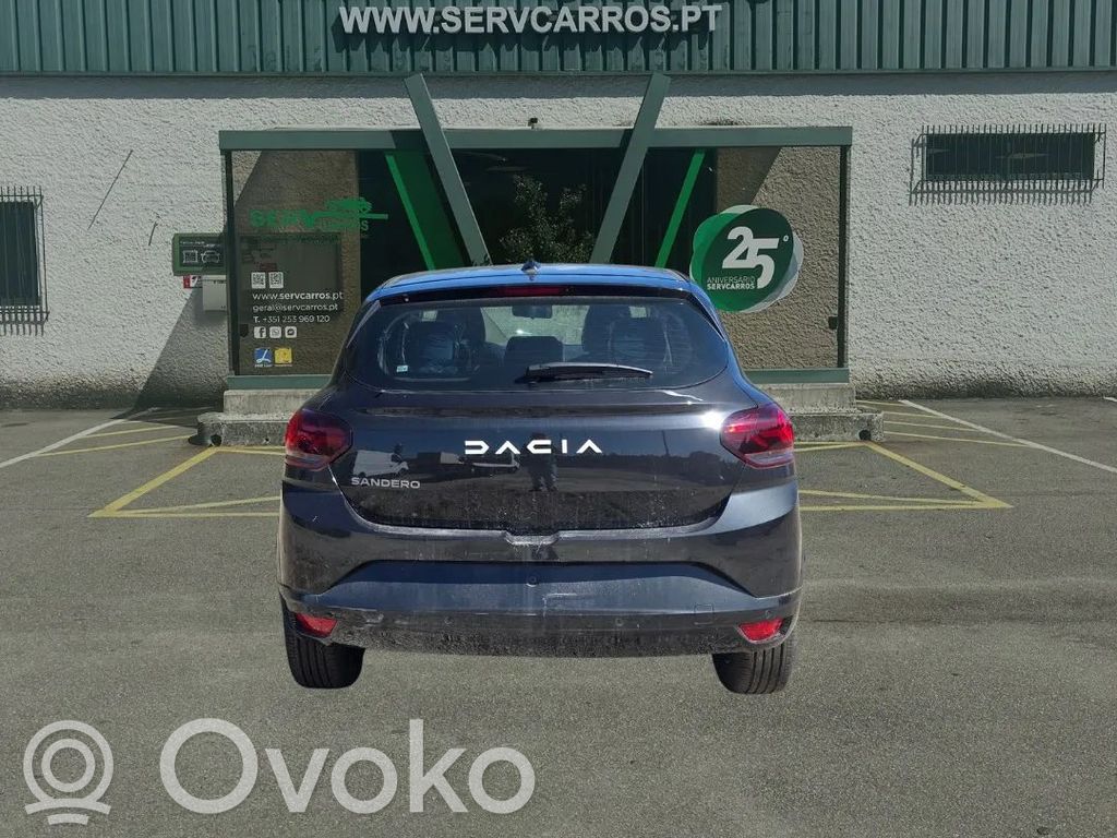 Sandero Sandero, Sandero Stepway