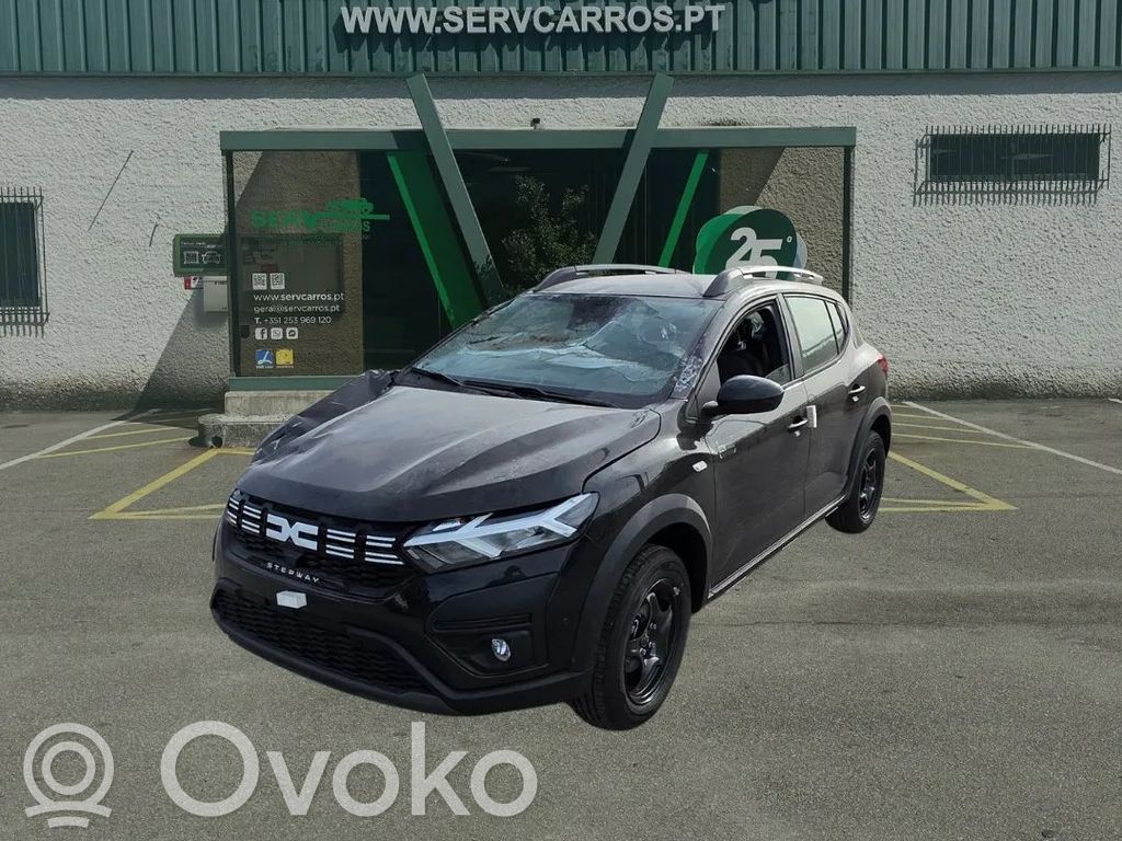 Sandero Sandero, Sandero Stepway