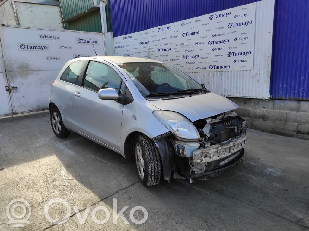 Yaris Yaris  896610D400