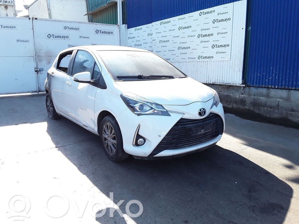 Yaris Yaris  894650H060