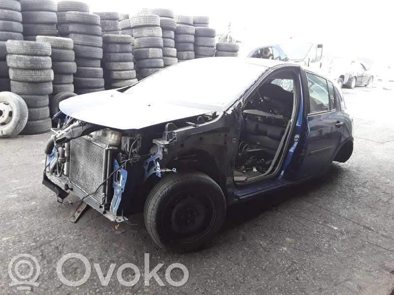 Clio III Clio  8200407754