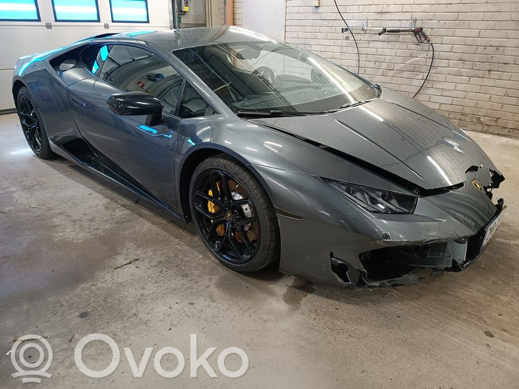 LP 580-2 Huracan  4T0858034