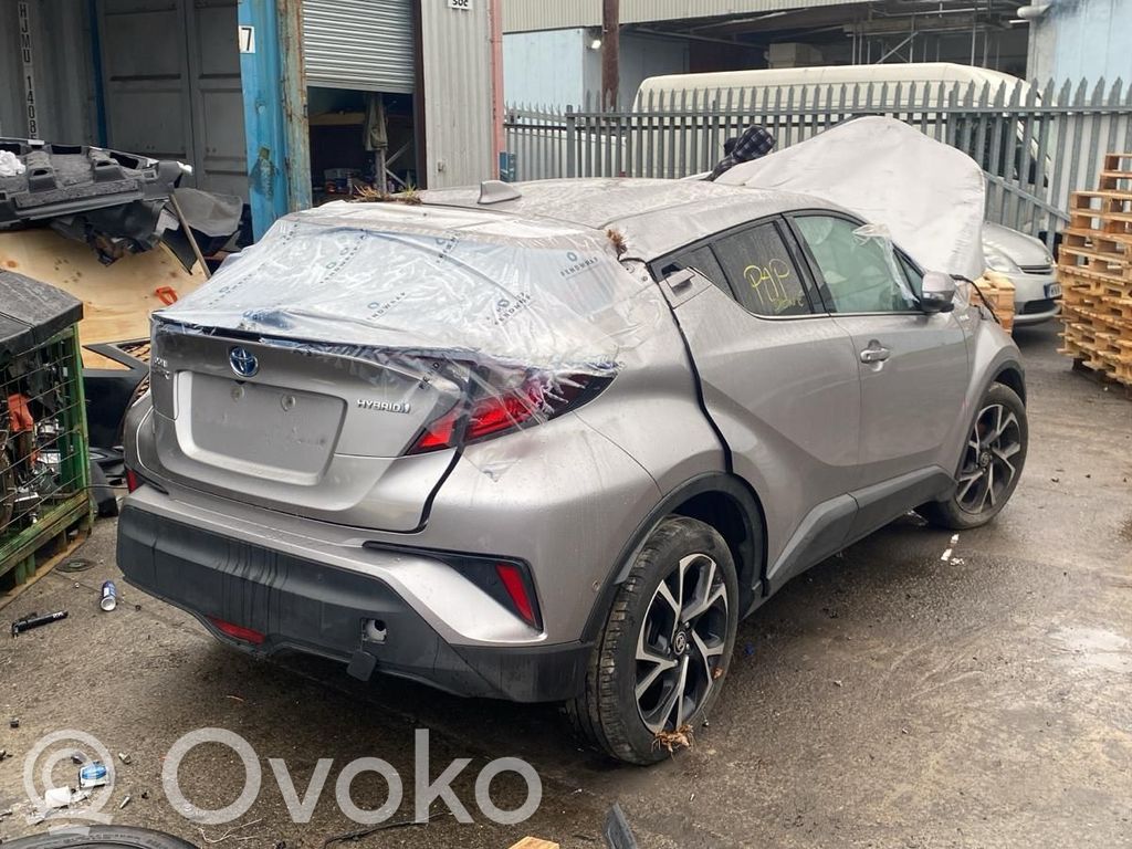 C-HR I C-HR  82662F4270