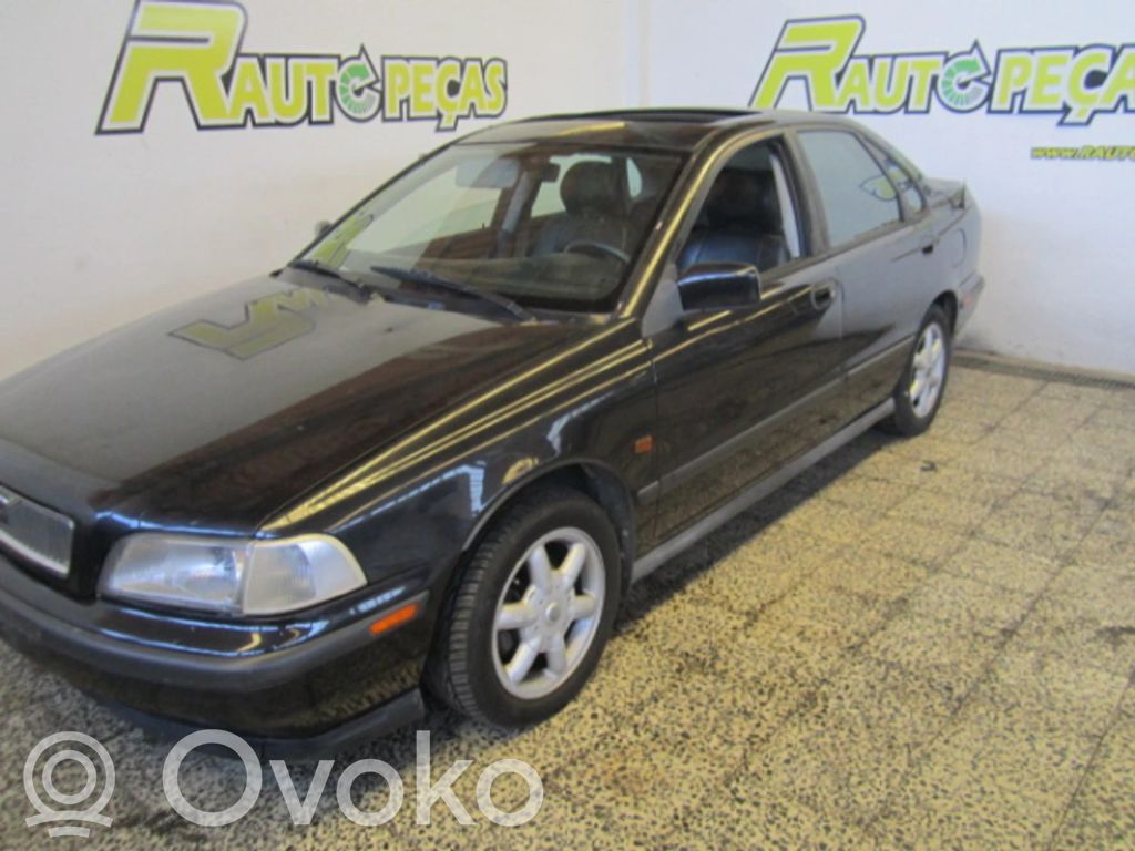 S40, V40 S40, V40