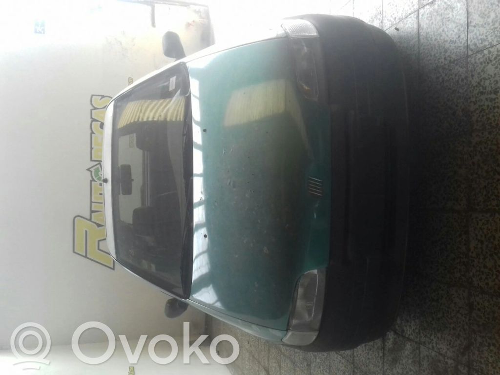 Punto (176) Punto