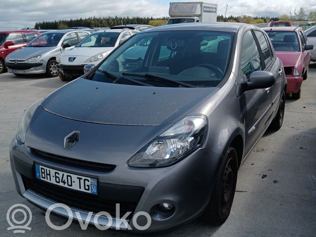 Clio III Clio  7701479250