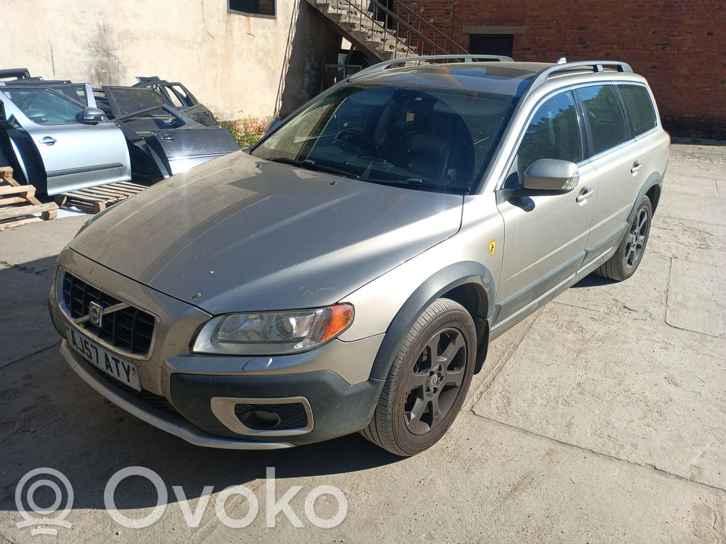 XC70 XC70  6061542