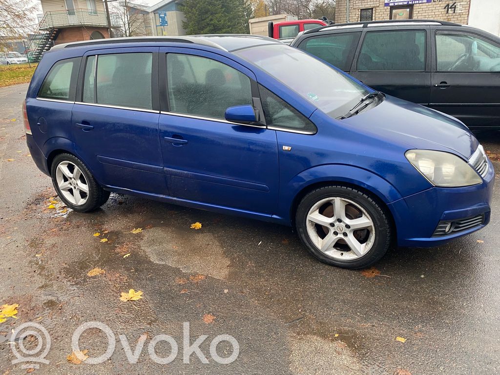 Zafira B Zafira  13206747