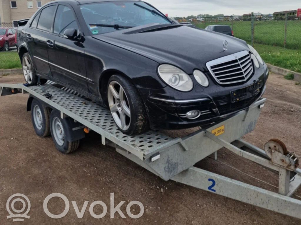 E W211 E-class, AMG (W124, W210, W211, W212, W213, C207, W238)  A2118203885